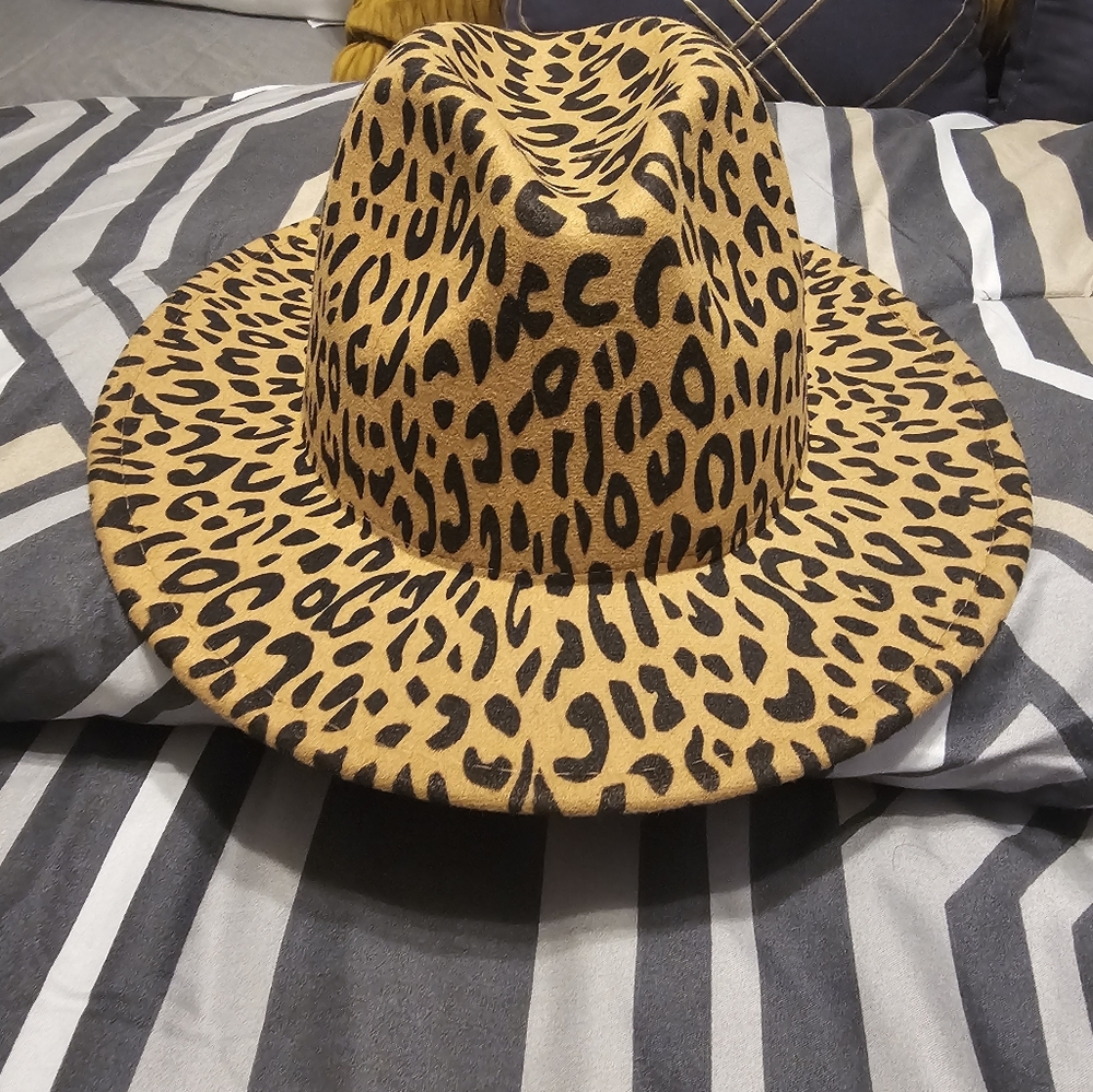 Leopard Print Fedora Hat